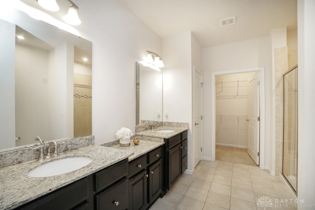 7947 Pinnacle Point Drive, West Chester, Ohio image 23