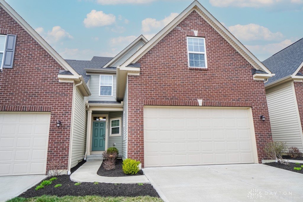 7947 Pinnacle Point Drive, West Chester, Ohio image 1