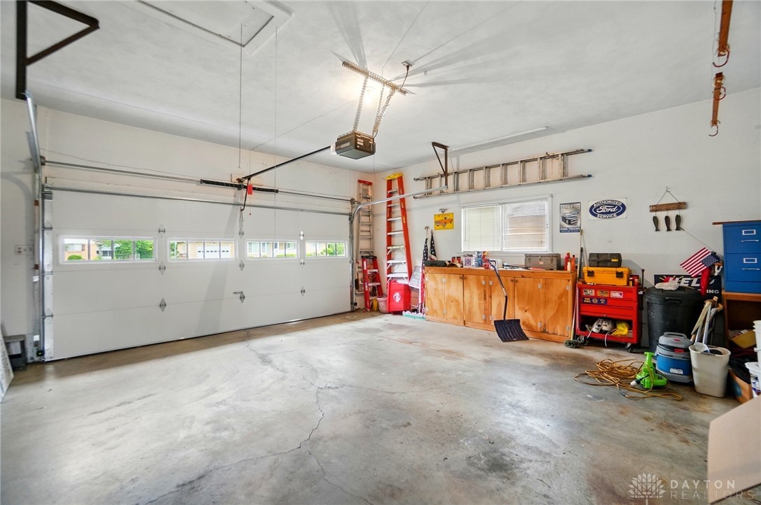 5469 Schiering Drive, Fairfield, Ohio image 45