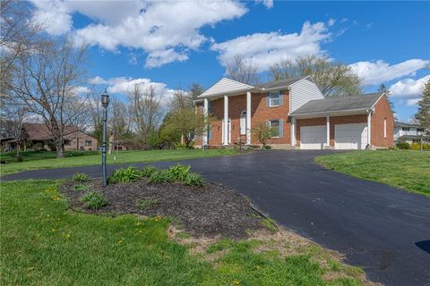 Photo of 7710 Crestway Road, Clayton, OH 45315 (MLS # 946778)