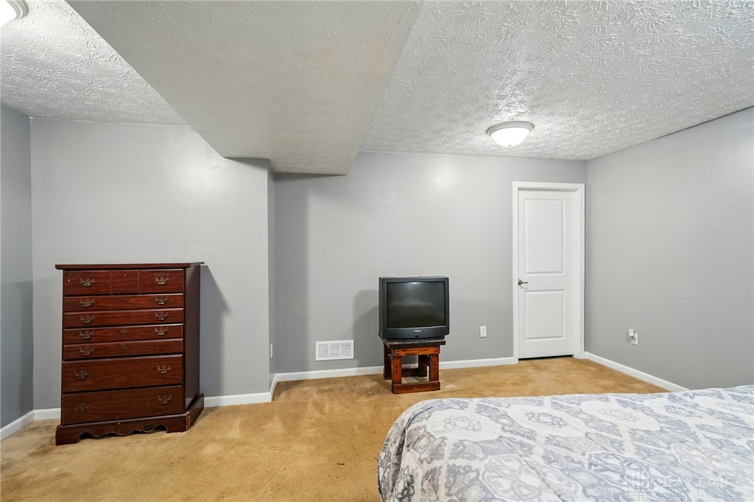 5164 Oak Avenue, Dayton, Ohio image 21
