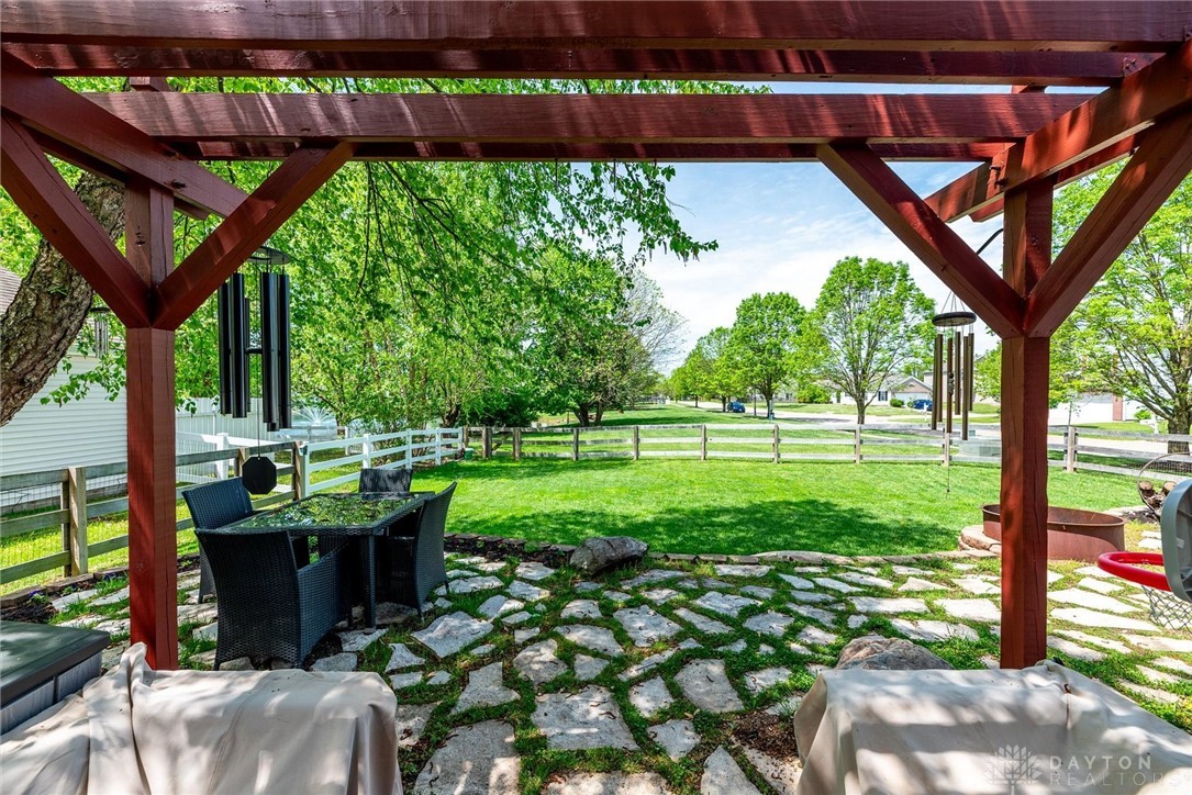 7807 Hyatts Lane, Maineville, Ohio image 38