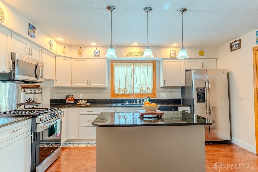 849 Wind Bluff Pt, Springboro, Ohio image 12