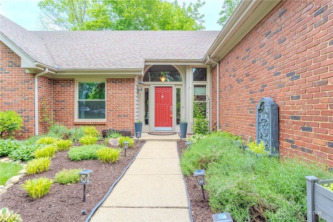 849 Wind Bluff Pt, Springboro, Ohio image 6