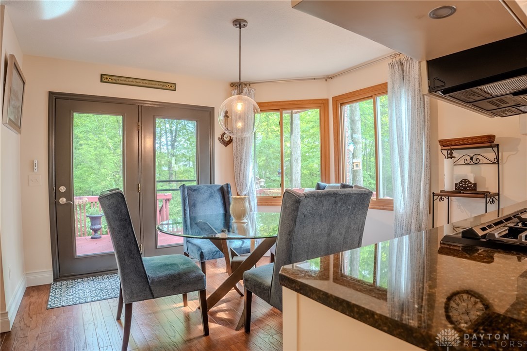 849 Wind Bluff Pt, Springboro, Ohio image 10