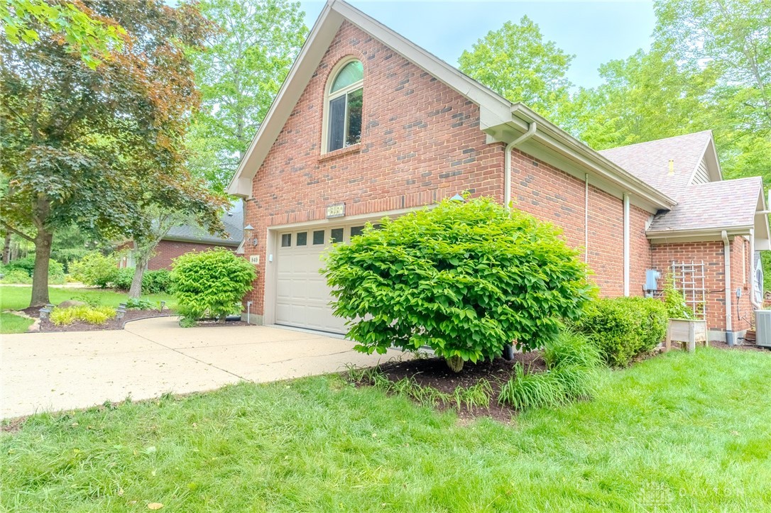 849 Wind Bluff Pt, Springboro, Ohio image 5