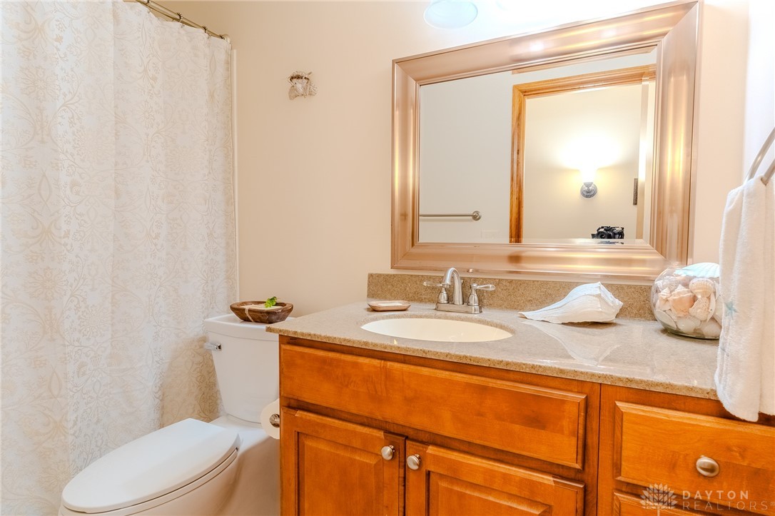 849 Wind Bluff Pt, Springboro, Ohio image 25