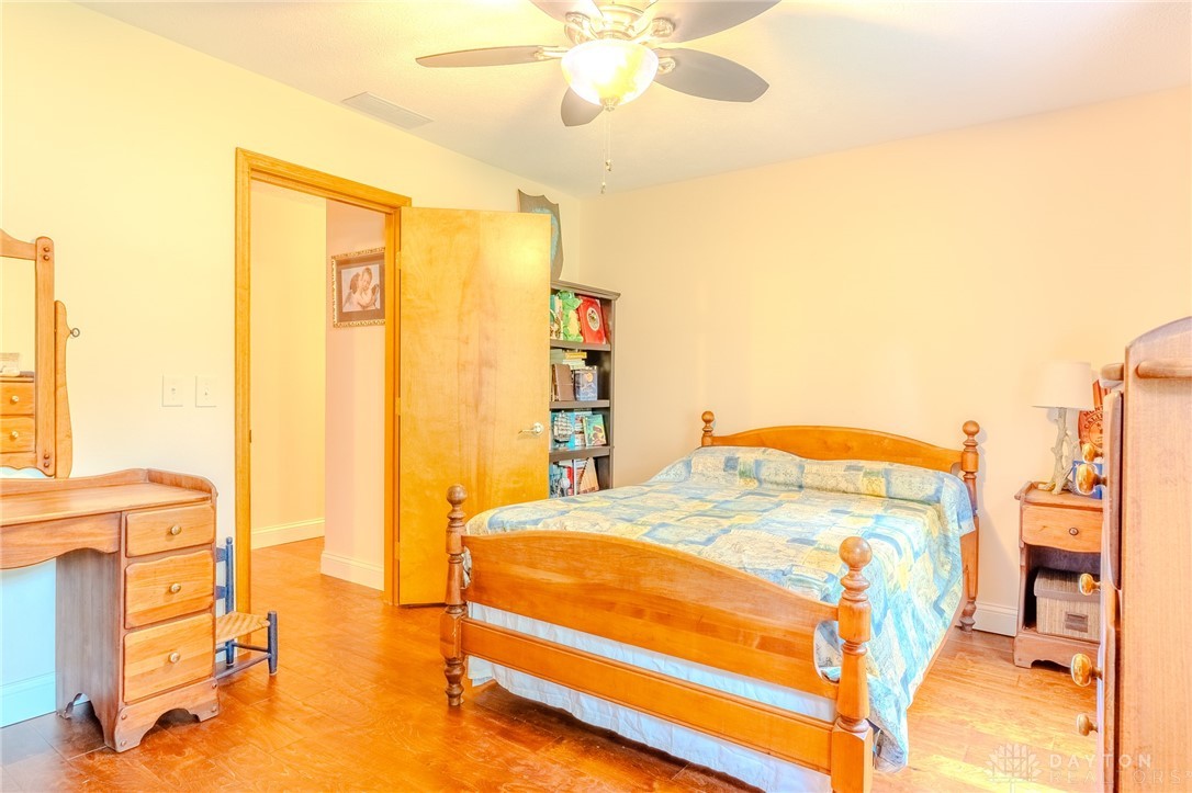 849 Wind Bluff Pt, Springboro, Ohio image 37
