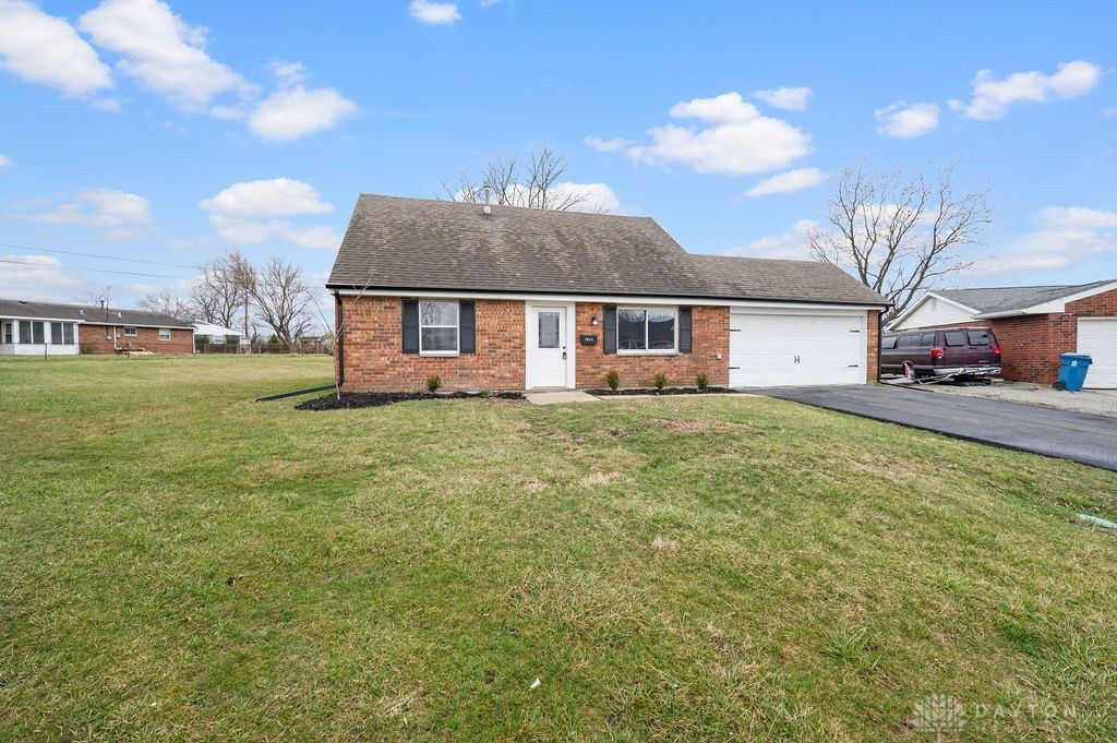 1623 Willow Place, Sidney, Ohio image 3