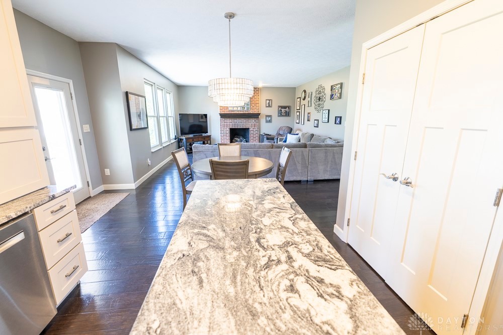 10621 Summer Park Way, Dayton, Ohio image 14
