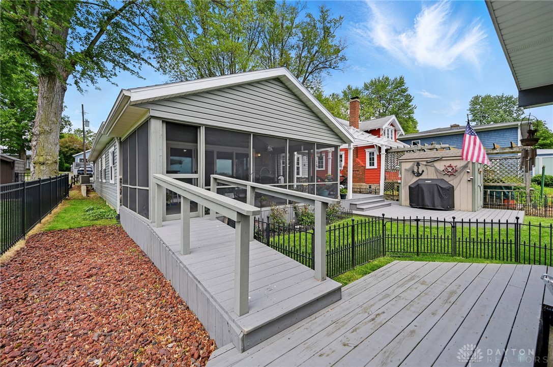14506 Maple Avenue, Lakeview, Ohio image 42