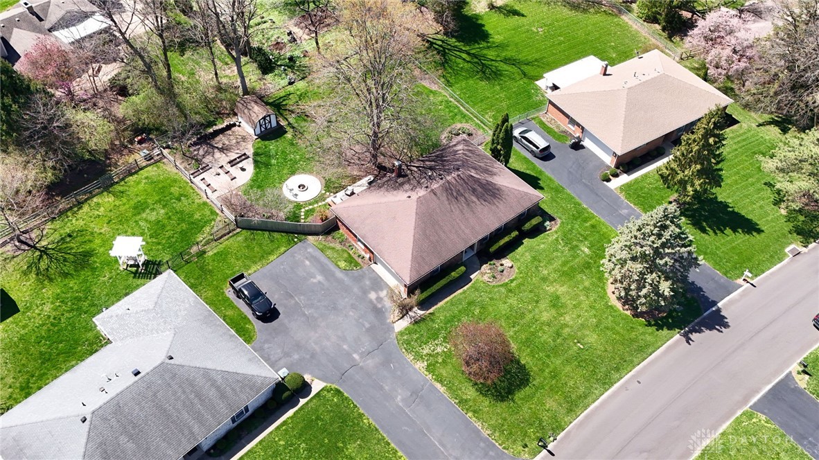 1340 Penbrooke Trail, Dayton, Ohio image 48