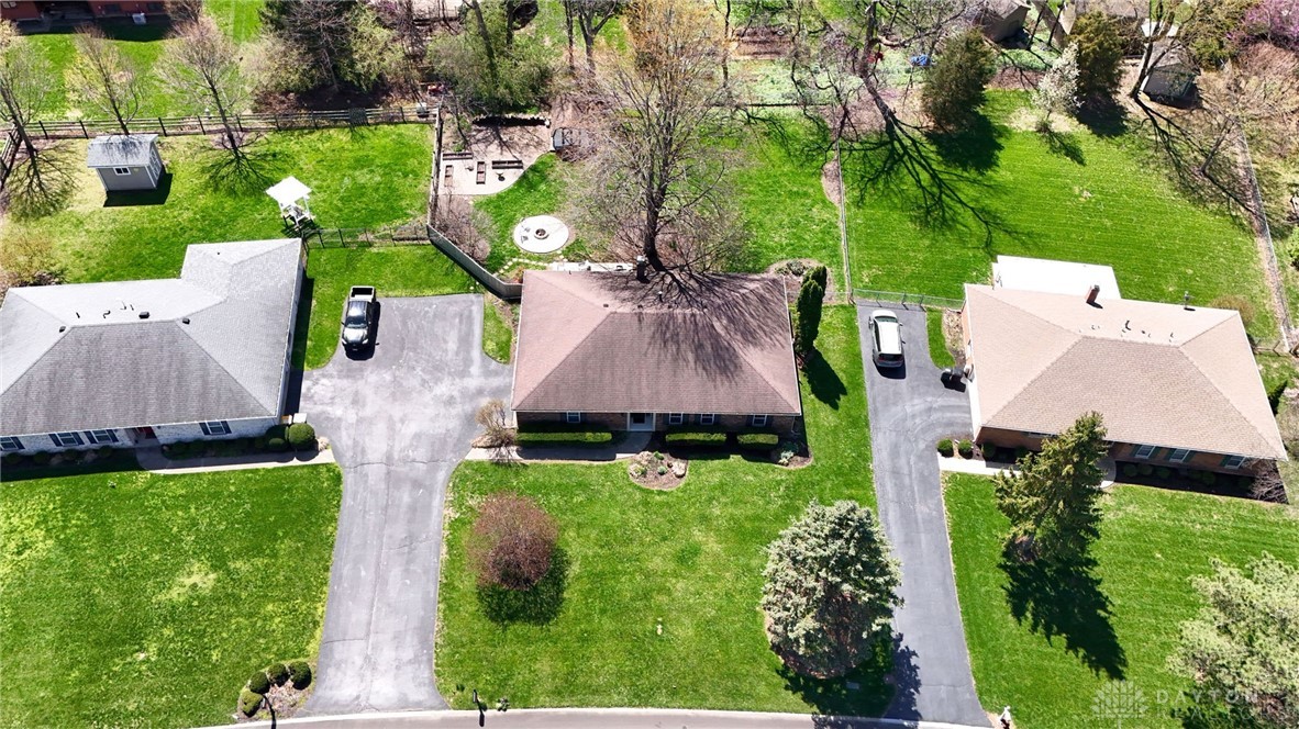 1340 Penbrooke Trail, Dayton, Ohio image 47
