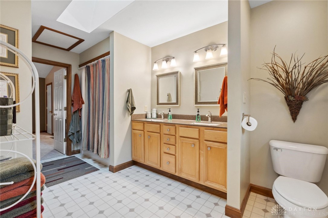 402 Wilson Park Drive, Miamisburg, Ohio image 21