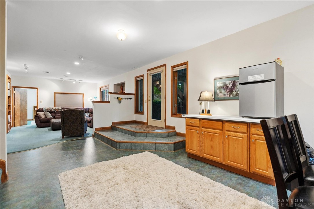 402 Wilson Park Drive, Miamisburg, Ohio image 23