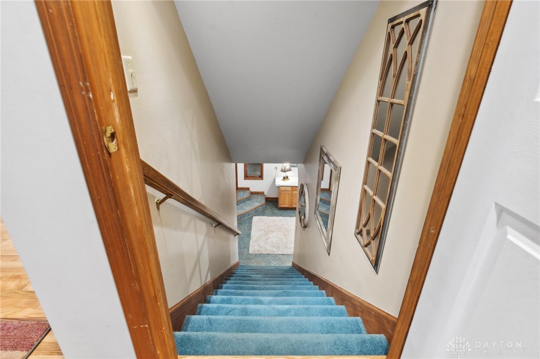 402 Wilson Park Drive, Miamisburg, Ohio image 22