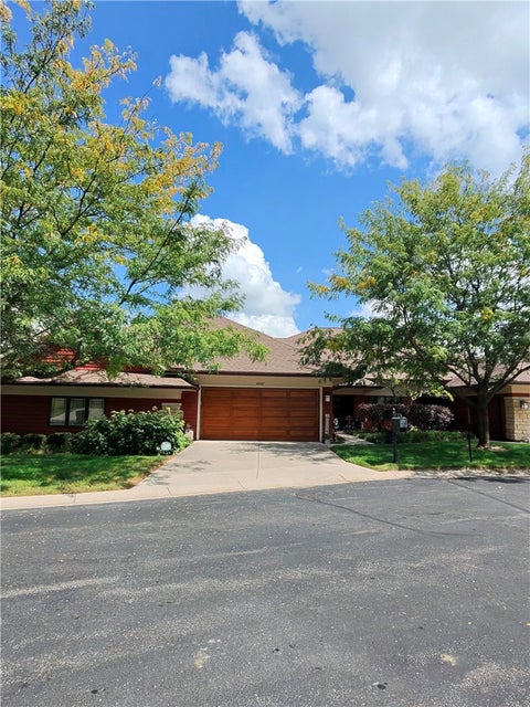 Photo of 4647 Elysian Way #B, Huber Heights, OH 45424 (MLS # 967644)