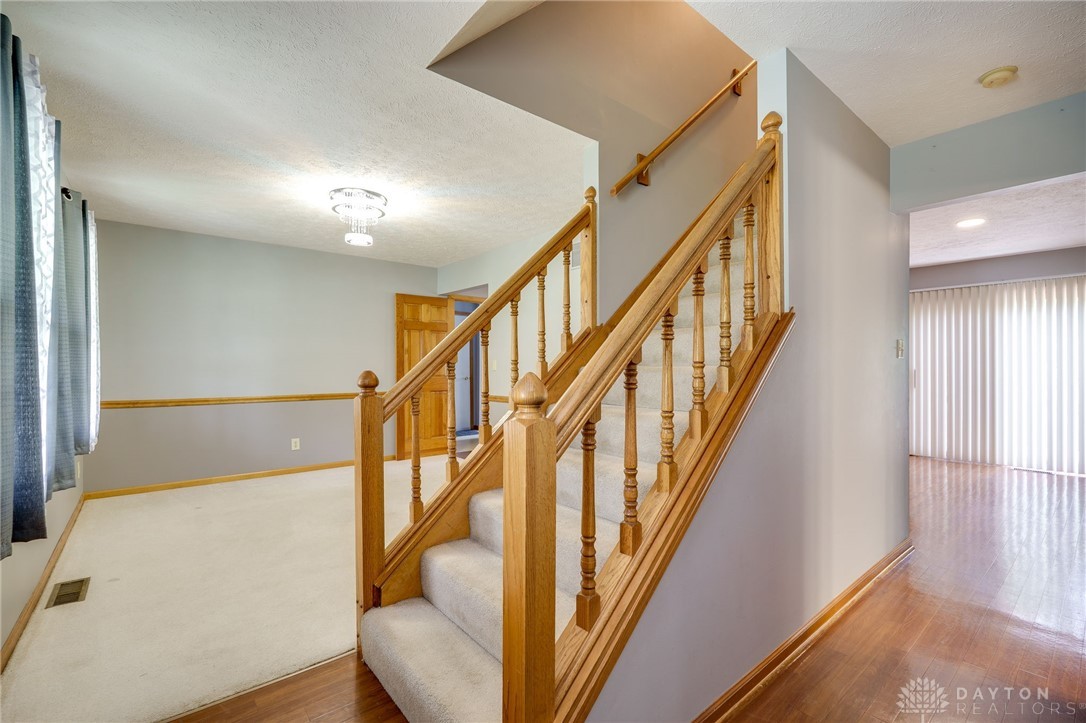 1795 Ashley Drive, Miamisburg, Ohio image 6