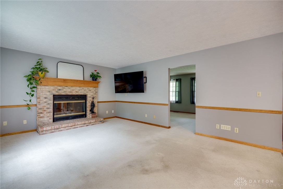 1795 Ashley Drive, Miamisburg, Ohio image 14