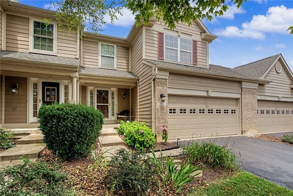 2552 GREENLEFE DR, BEAVERCREEK, OH 45431 - Image 4b3ee7d8b3ddfda14d25889fd73053ff/151069074