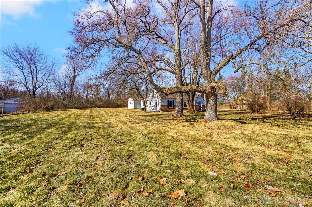 6261 Hoke Road, Clayton, Ohio image 34