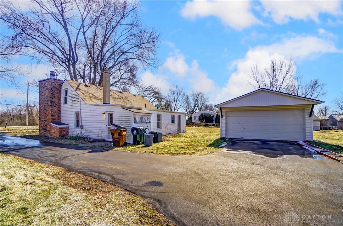 6261 Hoke Road, Clayton, Ohio image 31