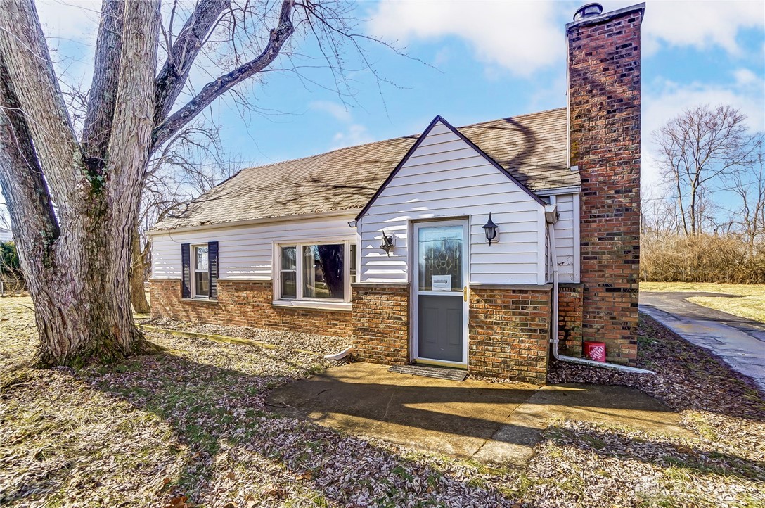 6261 Hoke Road, Clayton, Ohio image 1