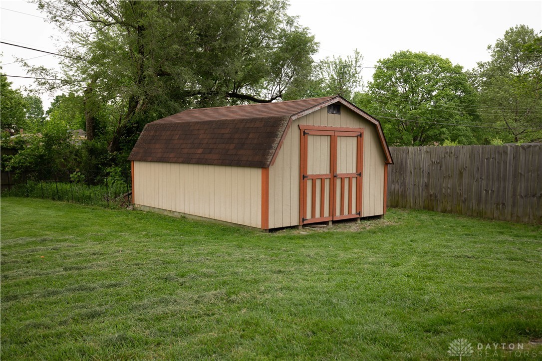 2138 Turnbull Road, Beavercreek, Ohio image 17