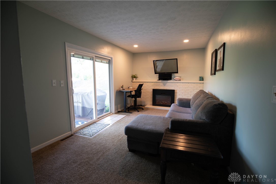 2138 Turnbull Road, Beavercreek, Ohio image 8