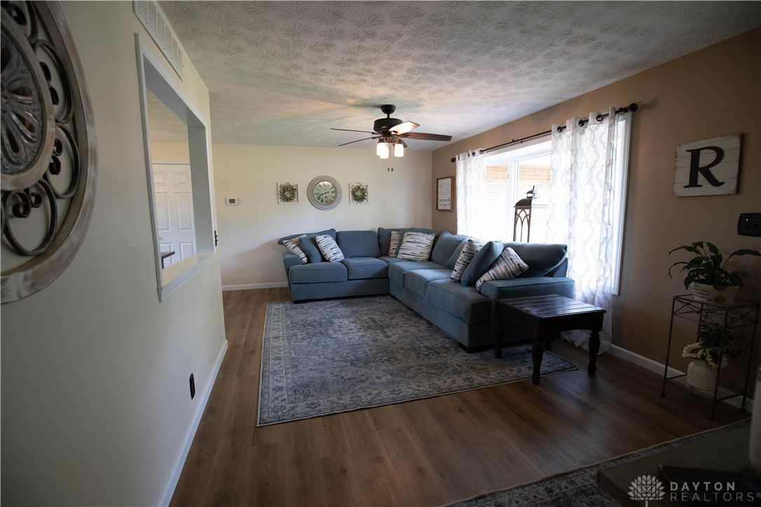 2138 Turnbull Road, Beavercreek, Ohio image 6