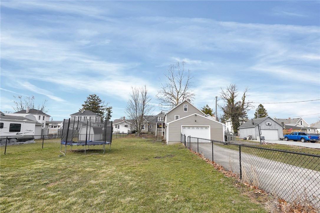 125 W Mound Street, South Charleston, Ohio image 49