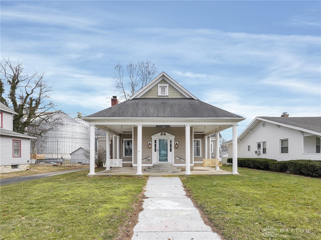 125 W Mound Street, South Charleston, Ohio image 1