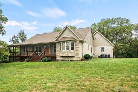 Photo of 6160 Edwardsville Road, Blanchester, OH 45107 (MLS # 944437)