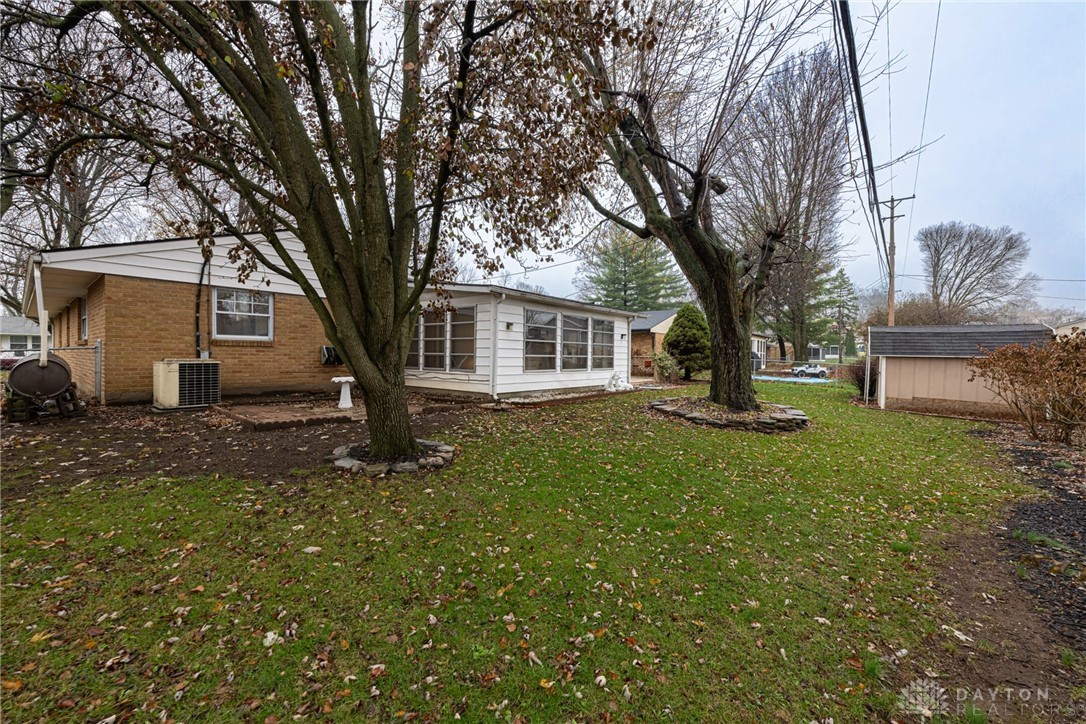 3419 Dahlia Drive, West Carrollton, Ohio image 37