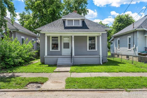 Homes For Sale - 804 Crawford Street<br/> Middletown, OH 45044