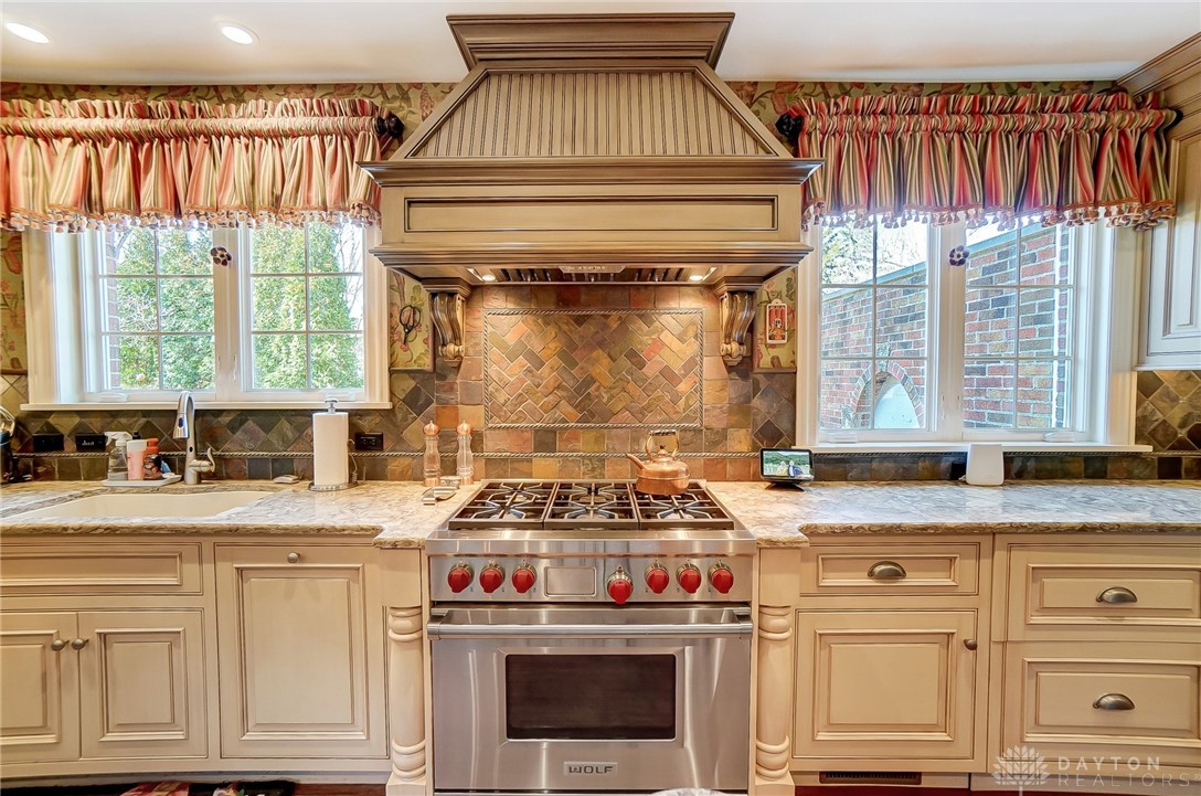 3525 Blossom Heath Road, Kettering, Ohio image 13