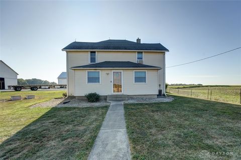 Photo of 3828 Weaver Station Road, Greenville, OH 45331 (MLS # 943071)