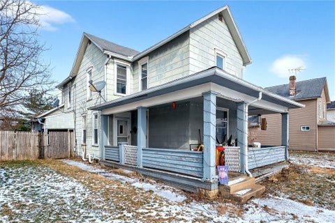 Homes For Sale - 1682 Edwards Avenue<br/> Clark County, Springfield, OH 45503