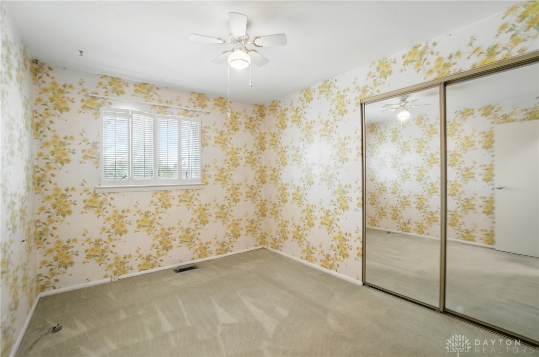 115 Hoak Drive, Fairborn, Ohio image 18