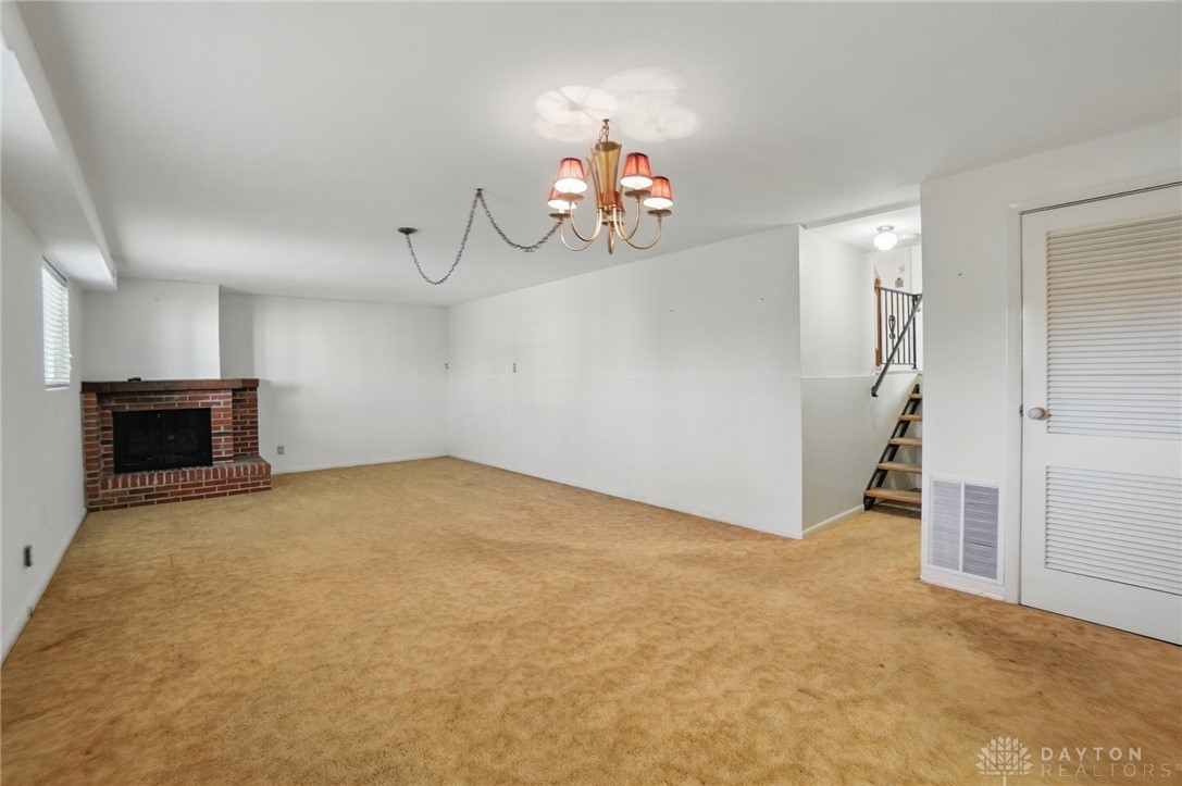 115 Hoak Drive, Fairborn, Ohio image 24