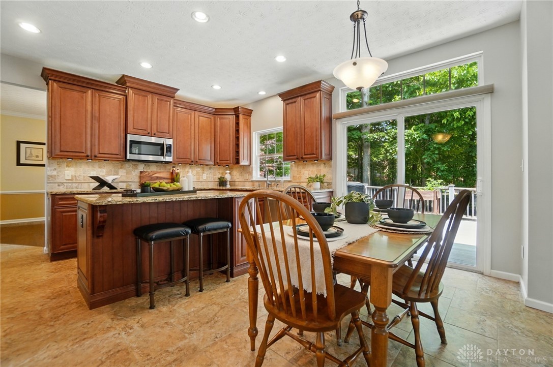10800 Meadow Hawk Court, Dayton, Ohio image 17