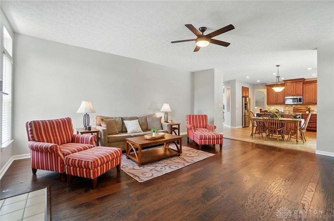 10800 Meadow Hawk Court, Dayton, Ohio image 13
