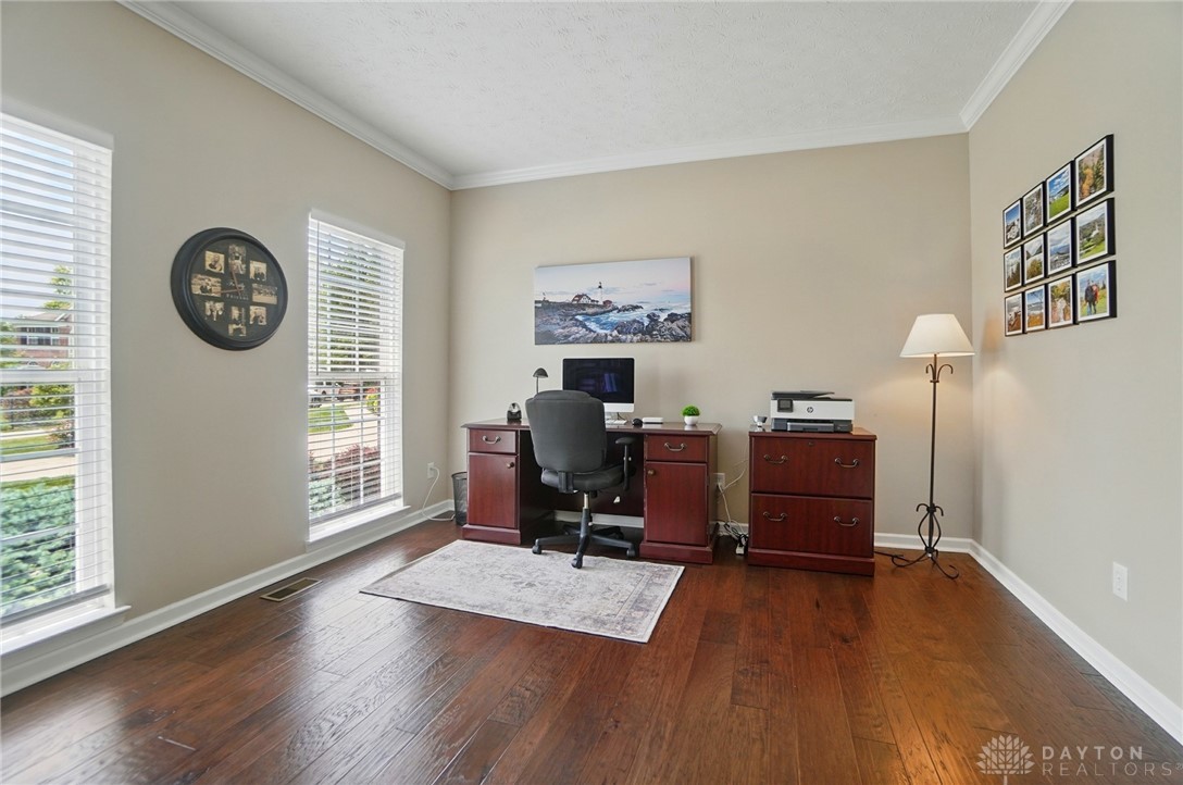 10800 Meadow Hawk Court, Dayton, Ohio image 28
