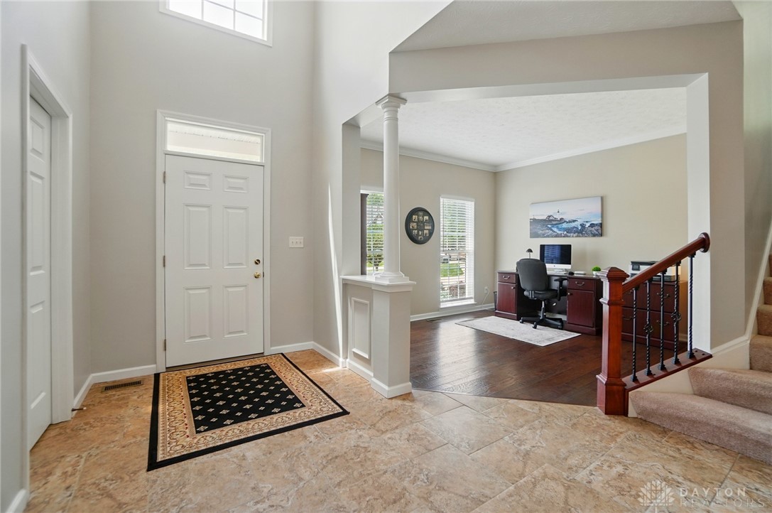 10800 Meadow Hawk Court, Dayton, Ohio image 7