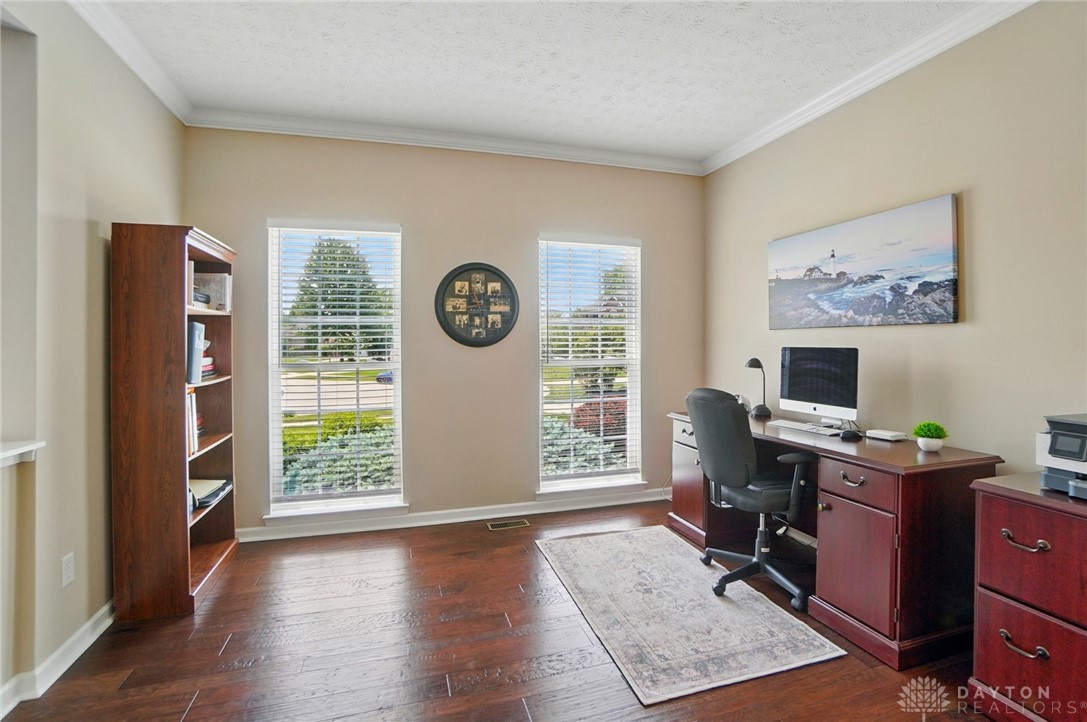 10800 Meadow Hawk Court, Dayton, Ohio image 29
