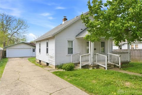 Photo of 1005 S Central Avenue, Fairborn, OH 45324 (MLS # 956589)