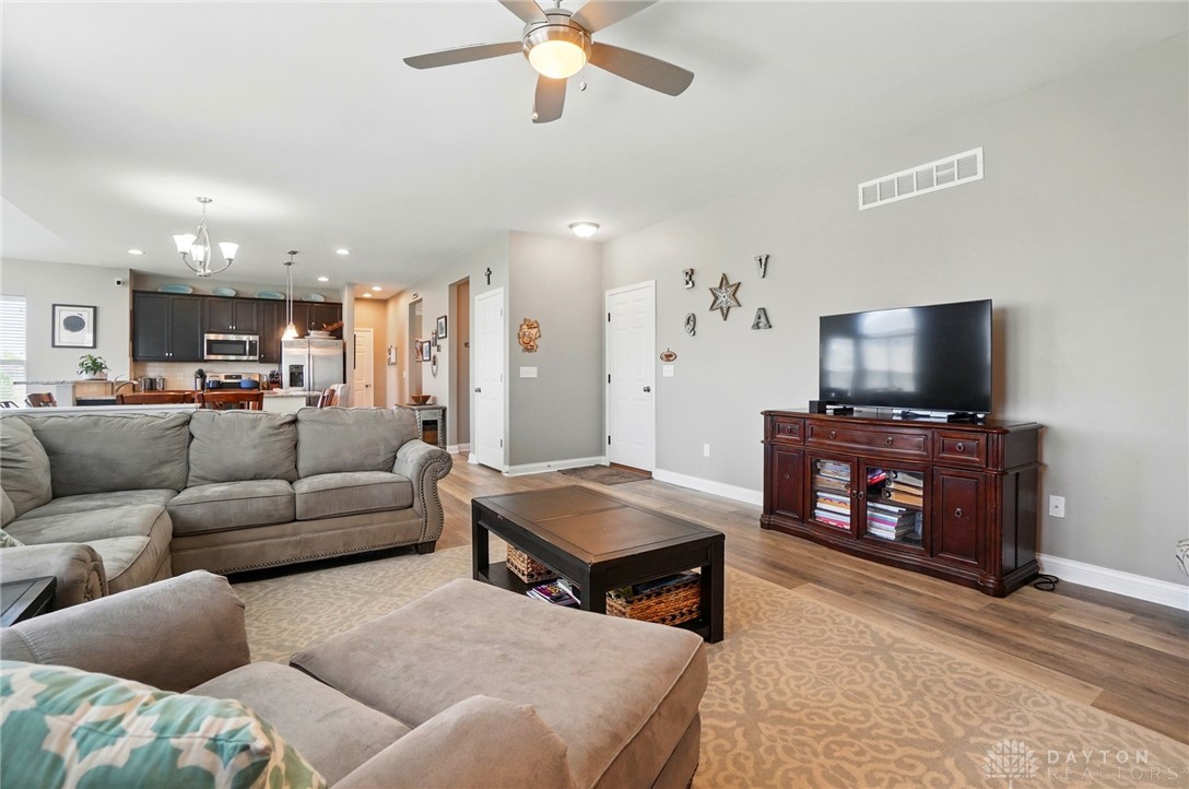1589 Stonebury Court, Beavercreek Township, Ohio image 17