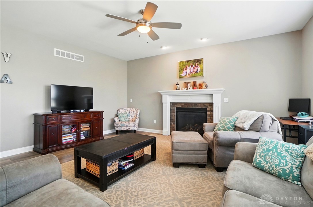1589 Stonebury Court, Beavercreek Township, Ohio image 14