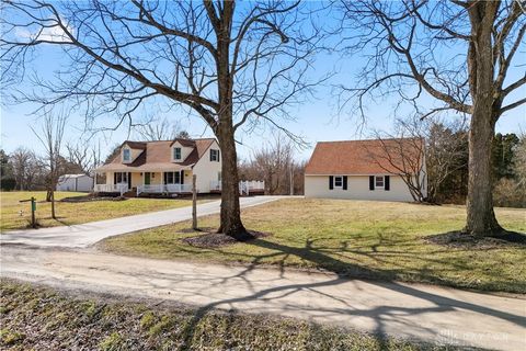 Photo of 414 S Webb Road, Adams Twp, OH 45177 (MLS # 953122)