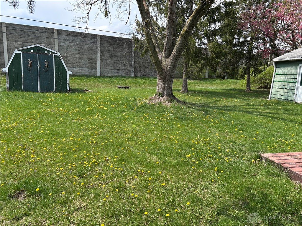 389 N Garber Drive, Tipp City, Ohio image 13